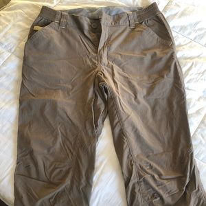 Duluth just below knee pants